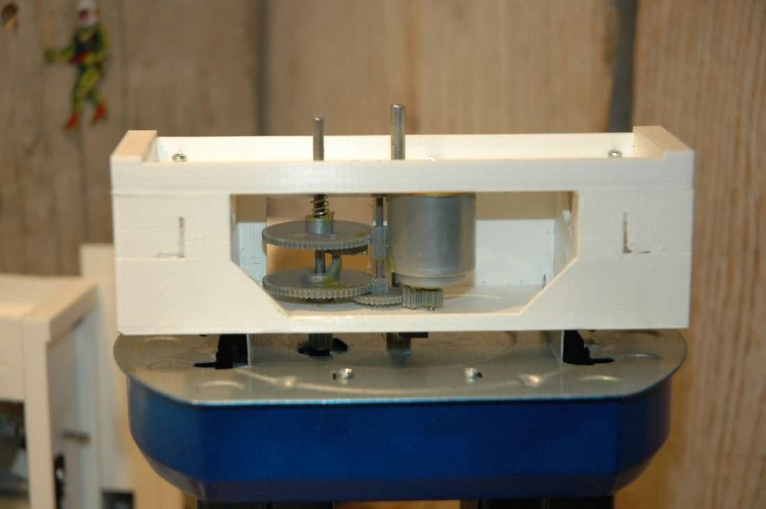 VST / SH - Shigeru Giant Laser Robot