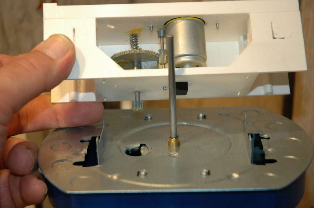 VST / SH - Shigeru Giant Laser Robot