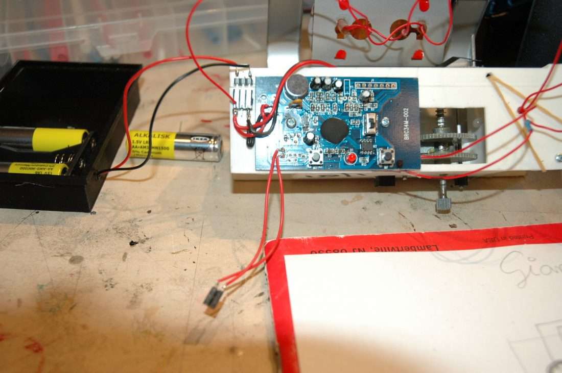 VST / SH - Shigeru Giant Laser Robot