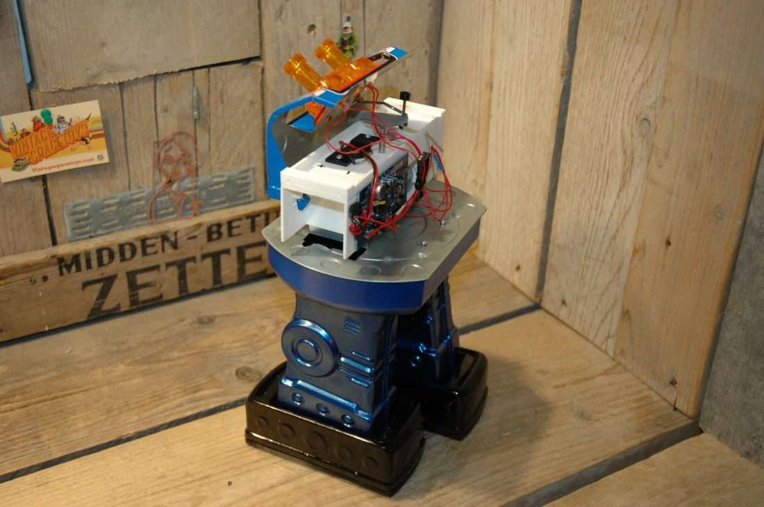 VST / SH - Shigeru Giant Laser Robot