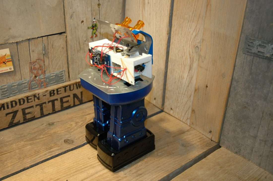VST / SH - Shigeru Giant Laser Robot