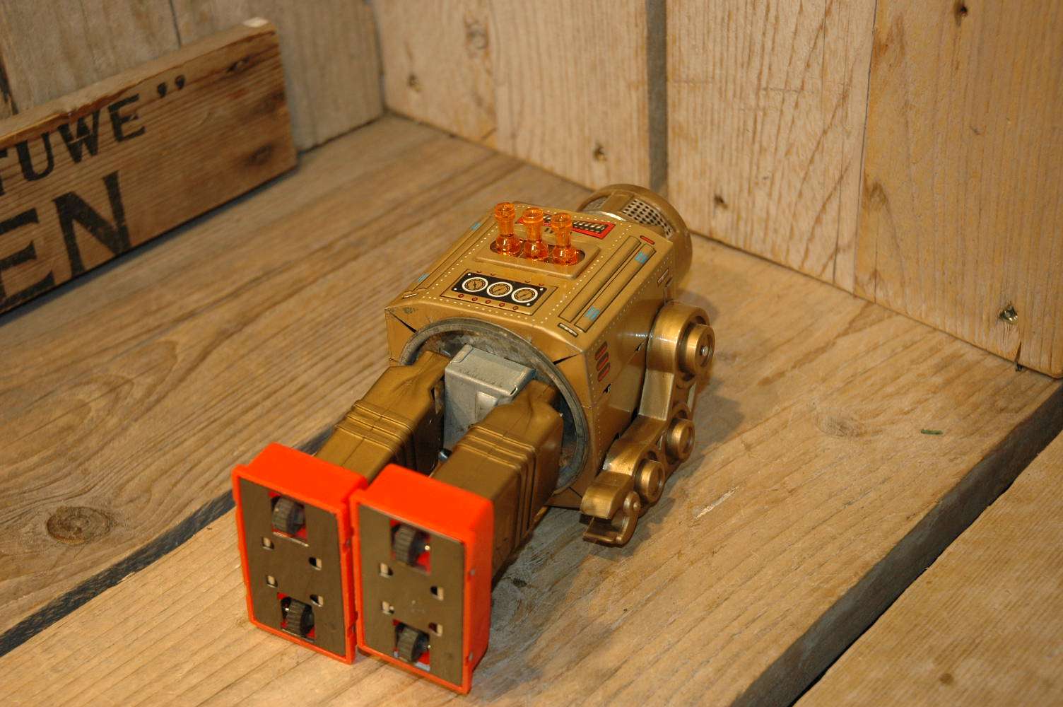 Horikawa - Golden Roto Robot
