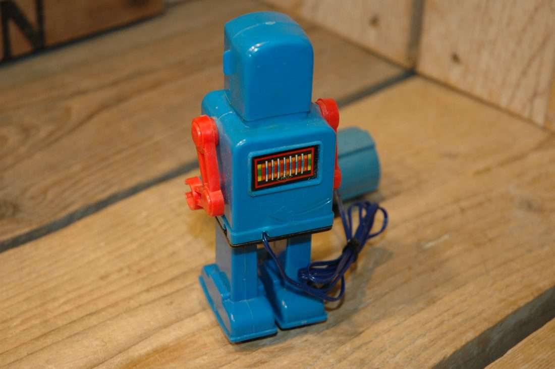 Yoshiya - Venus Robot