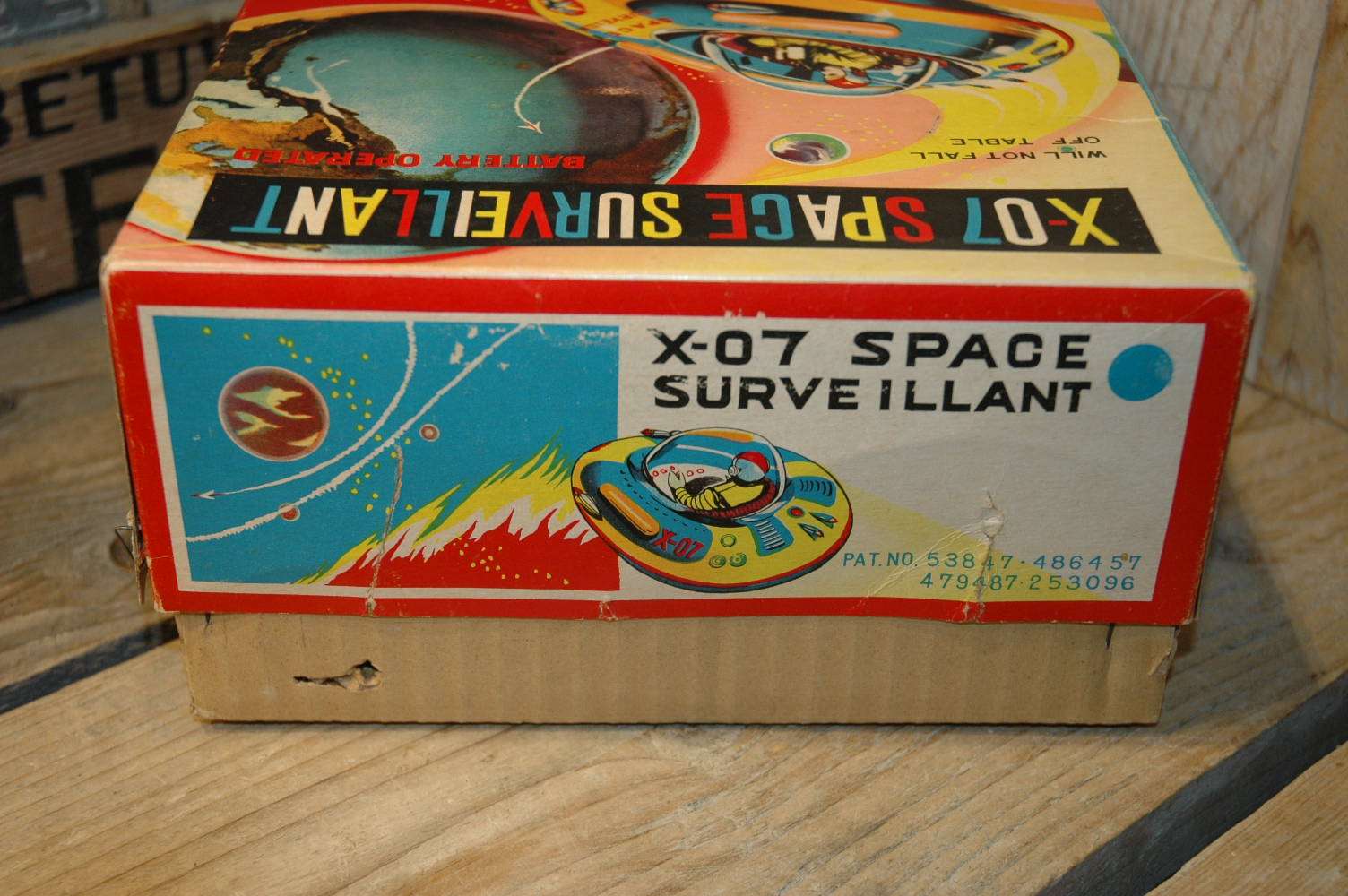 Modern Toys - X-07 Space Surveillant