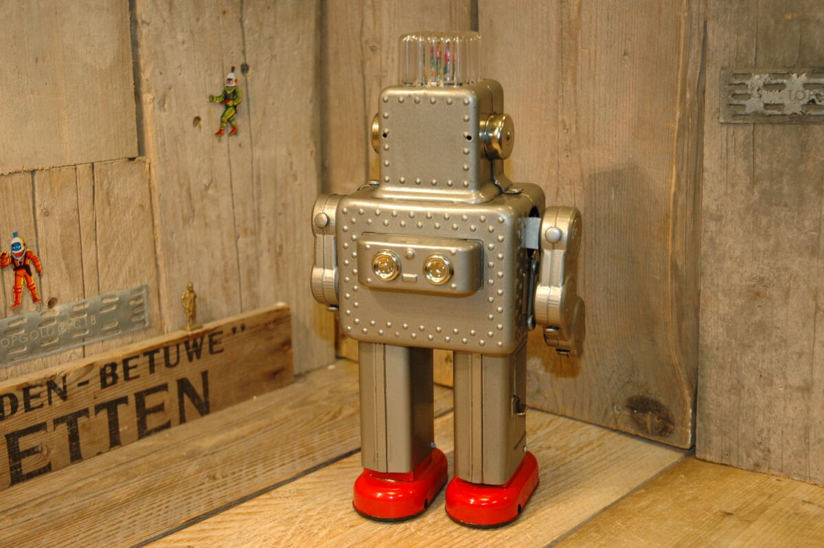 Yonezawa Smoking Robot Vintage Spacetoys