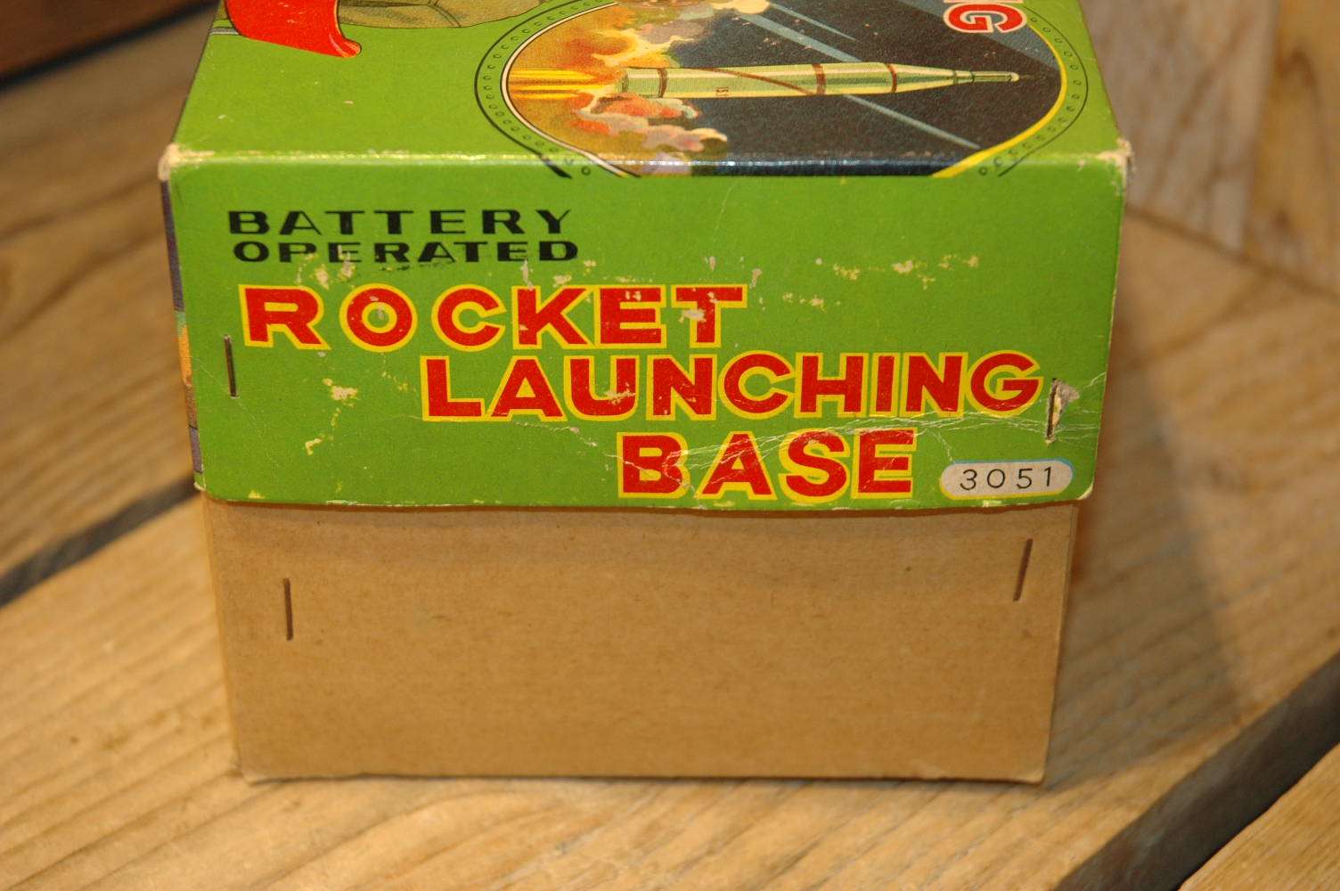 Modern Toys - Rocket Launching Base