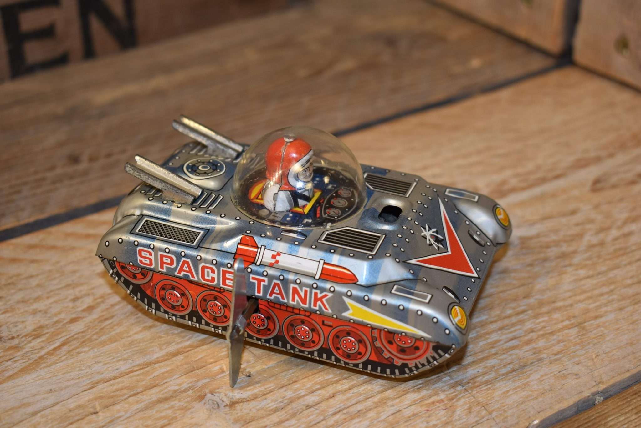 TT - Space Tank