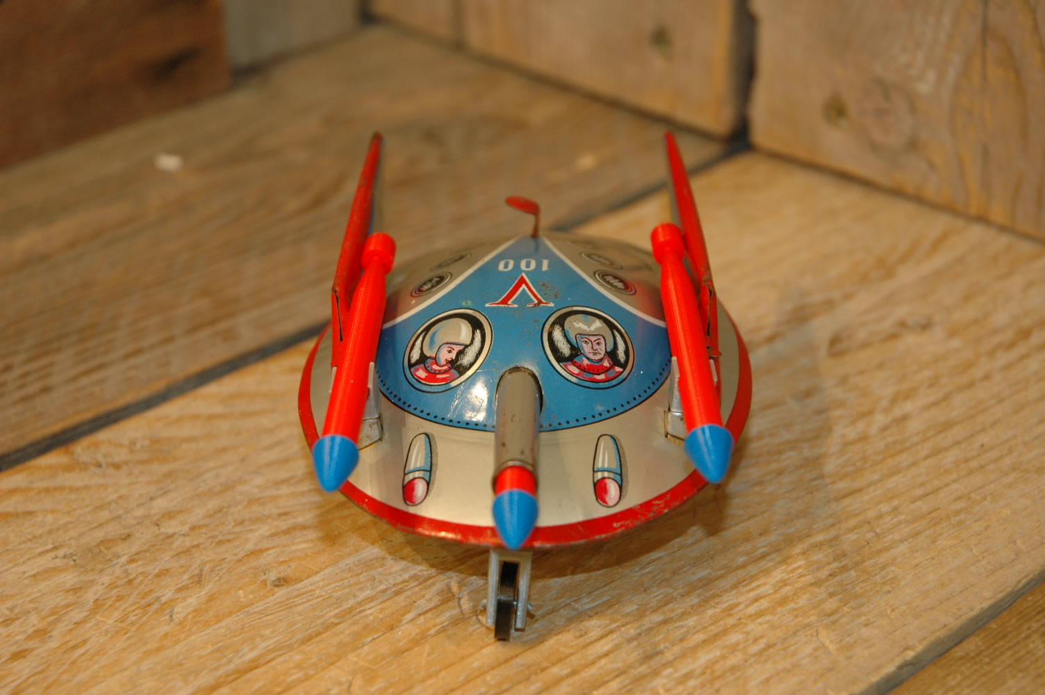 Modern Toys - Space Patrol with Suctorial Missiles